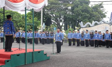 Hujan Deras, Bupati Serahkan Santunan Korban Rumah Lakalantas Kalijambe