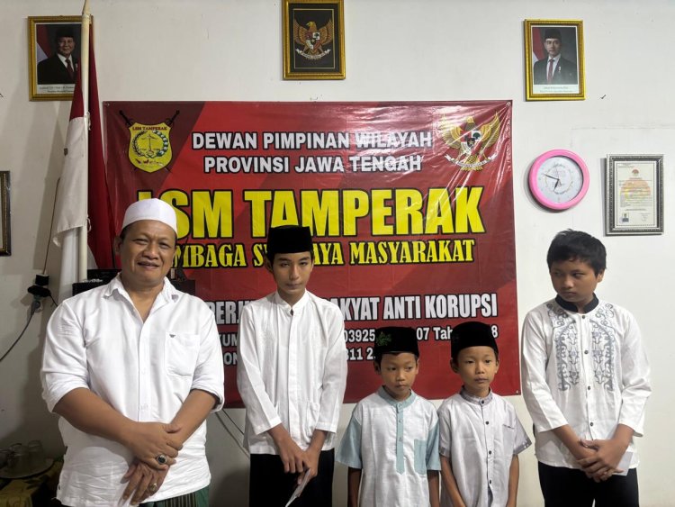 LSM TAMPERAK PURWOREJO MEMPERINGATI BULAN MUHARRAM MENGADAKAN TURNAMEN TENIS MEJ